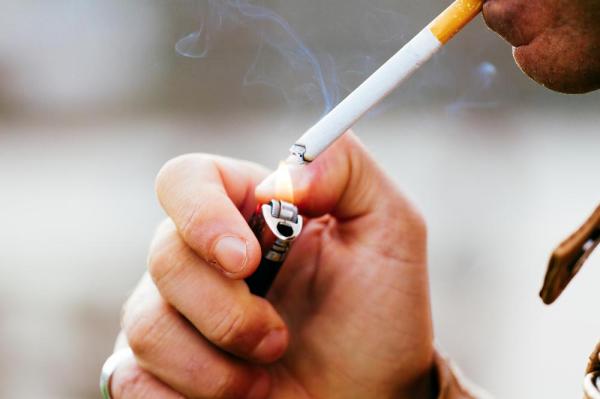 Low-nicotine cigarettes may help smokers quit