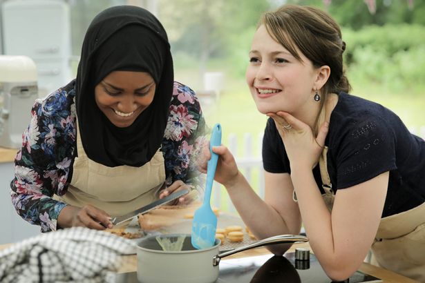 Nadiya gets starbaker while Flora is the ninth to leave