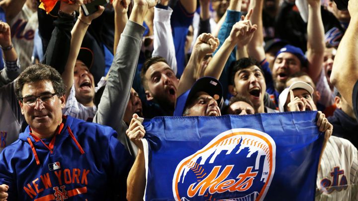 New York Mets fans celebrate in Chicago.                  Jonathan Daniel  Getty