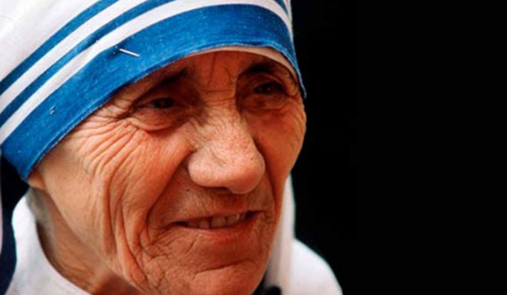 Mother Teresa's charity shuts down all adoptions in India so kids won't have