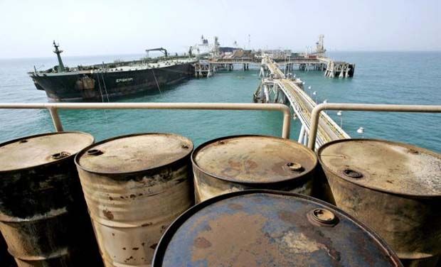 Iran urges Opec to cut crude oil output