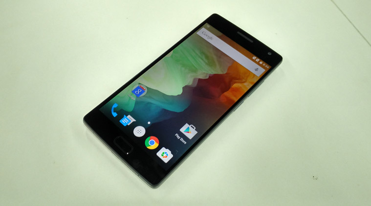 OnePlus 2 now comes with two optional extended service program