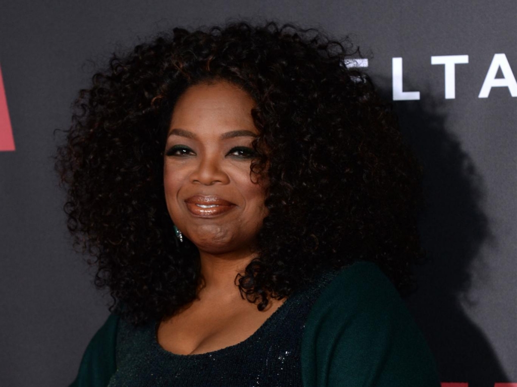 Oprah still directs the US national conversation through her TV appearances stadium tours and most recently her backing of ‘Selma’ which finally gave Martin Luther King the deserved cinematic attention