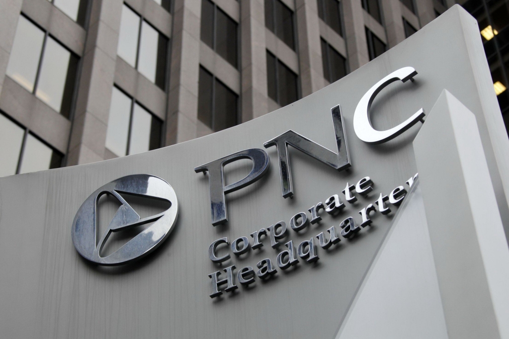 20140515Top50MarketCap1-47 PNC Financial Services Pittsburgh's biggest bank this morning reported net income of $987 million up 3 percent from $959 million in the same three months last year