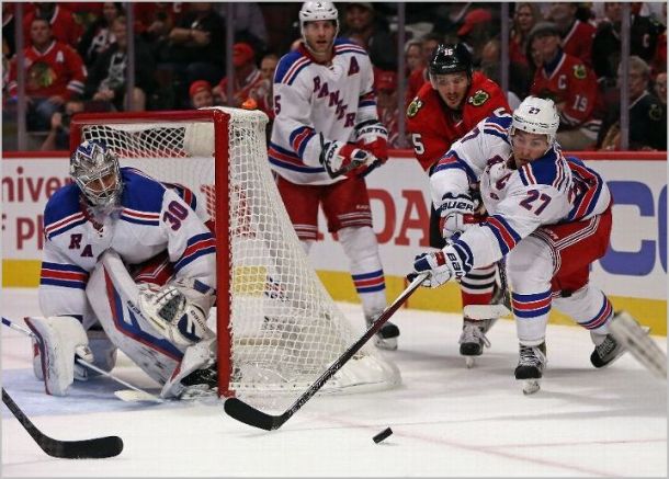 New York Rangers Spoil Chicago Blackhawks&#039 Championship Banner Ceremony