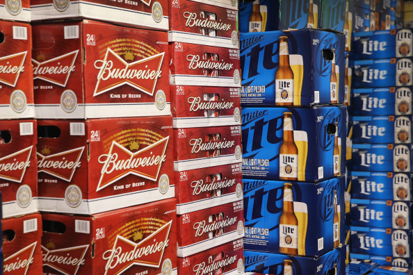 Company Shares of Anheuser-Busch Inbev SA (NYSE:BUD) Drops by -4.22%