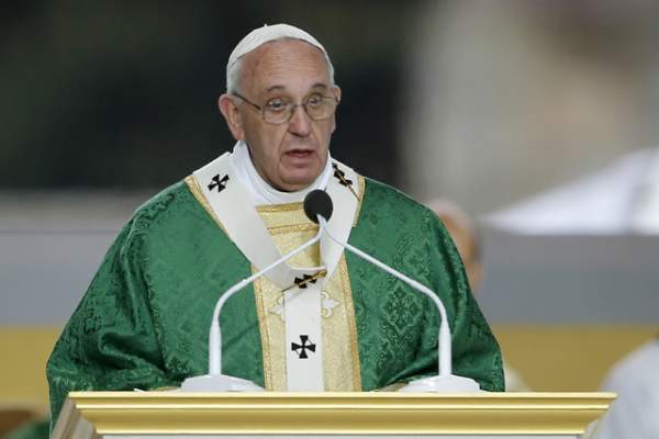 'God cries' for victims of abuse, Pope says after meeting survivors [VIDEO]