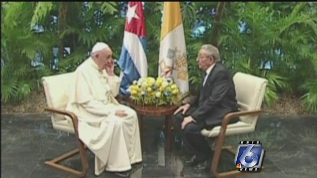 Pope meets with Fidel misses out on dissident greeting