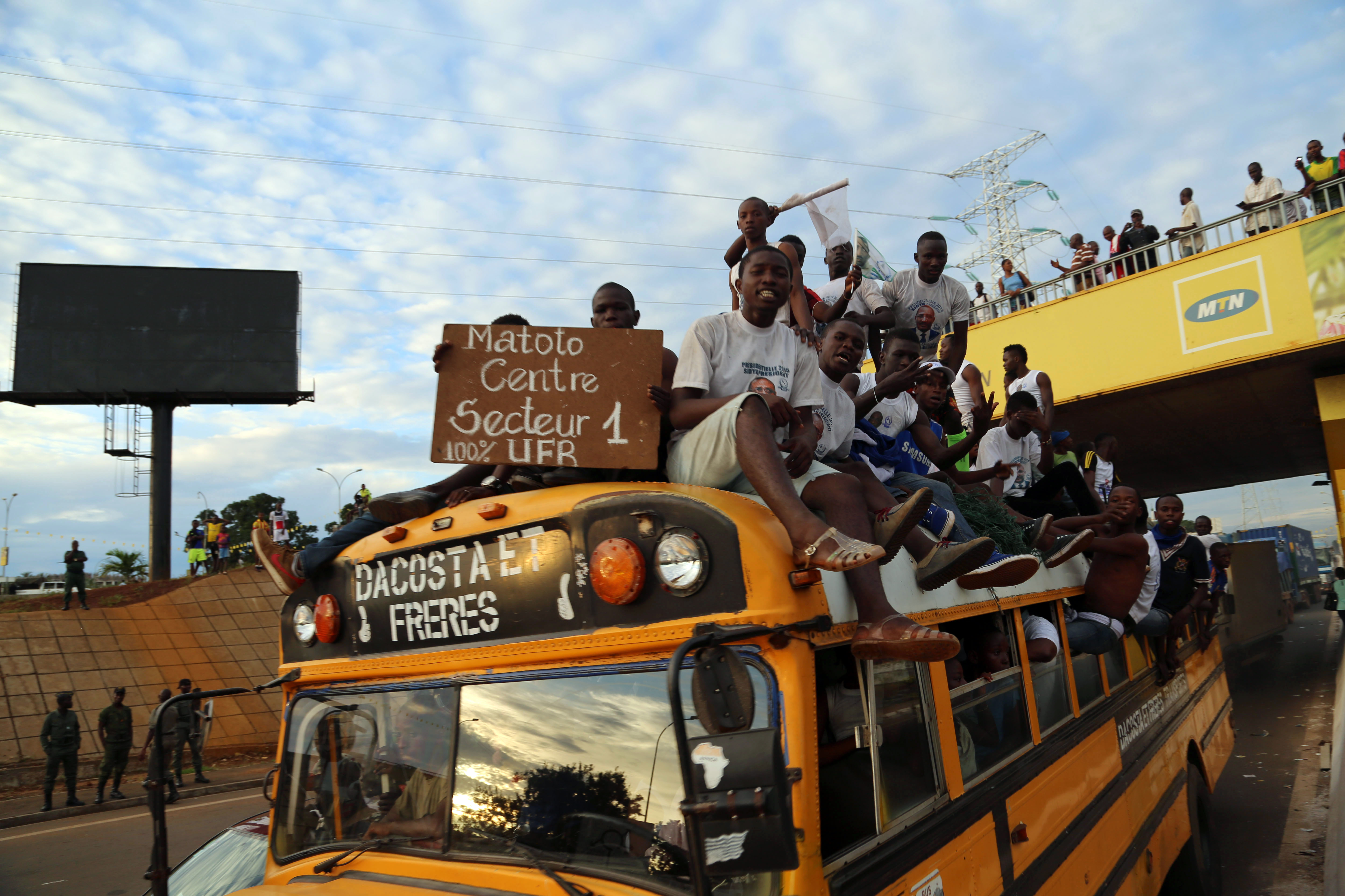 Pre-election violence in Guinea kills 3, injures 50