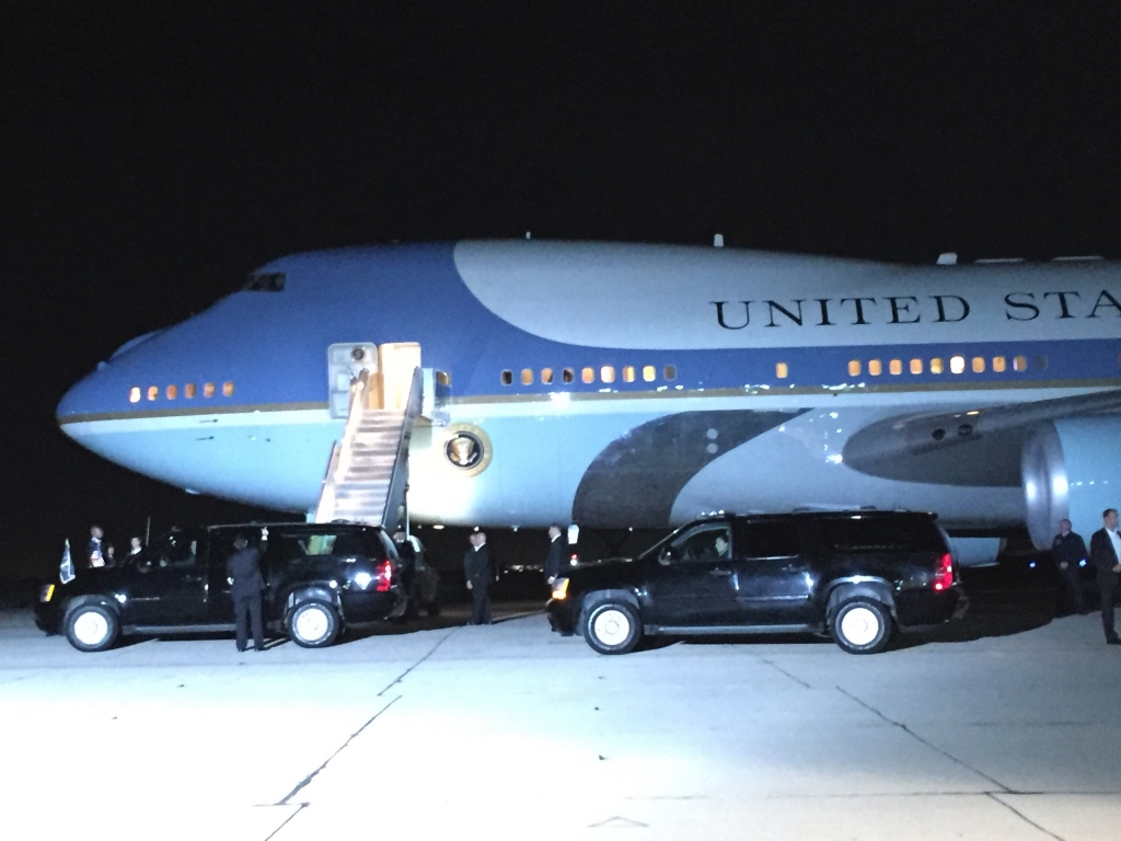 President Obama arrives in San Diego