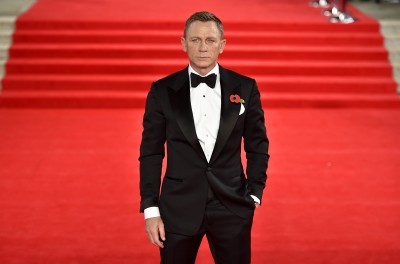 Daniel Craig, Lea Seydoux, stars gather for Bond premiere