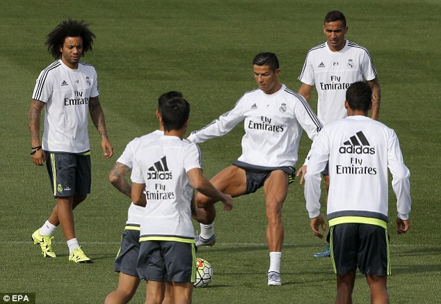 Real Madrid forward Cristiano Ronaldo controls the ball in training ahead of Saturday's game