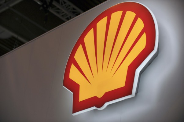 AFP  File  Eric Piermont The quarterly loss after taxation- equivalent to 6.720 billion euros- in the three months to September contrasted with a net profit of $4.463 billion in the same period of 2014 Royal Dutch Shell said in a statement