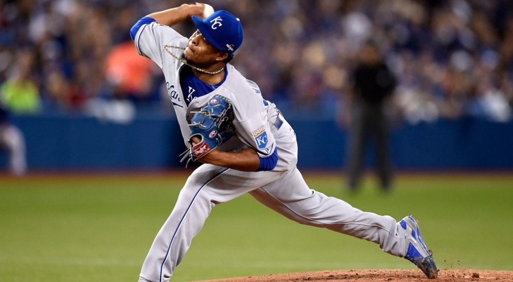 Kansas City Royals pitcher didn't know his father had died before throwing out