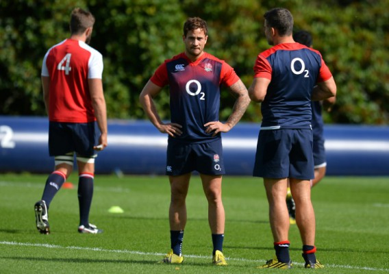 AFP  File  Glyn Kirk England player Danny Cipriani talks to Nick Easter during a national rugby team training session at the Pennyhill Park training ground near Bagshot