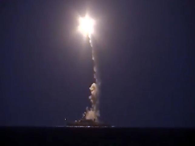 Russian missiles 'hit IS in Syria from Caspian'