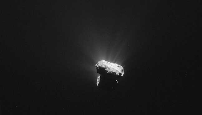 Oxygen found in comet challenges solar-system theories