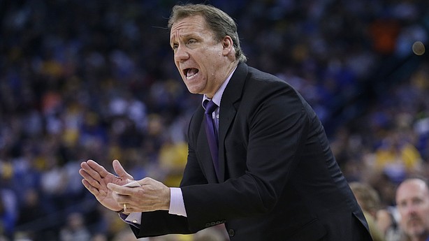 Minnesota Timberwolves coach Flip Saunders dies of cancer