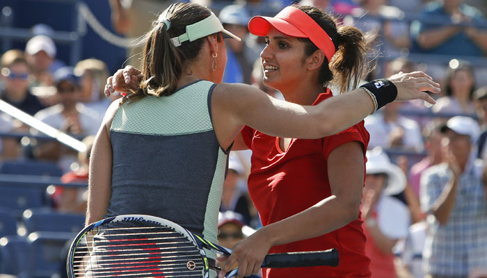 Sania Mirza Martina Hingis win Wuhan Open title