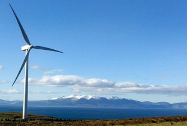 Renewable energy 'cuts £1.5bn from bills&#039