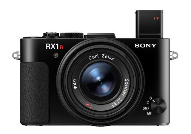 Meet Sony's new RX1R II, the 42.4-mp snapper in a compact cam costume