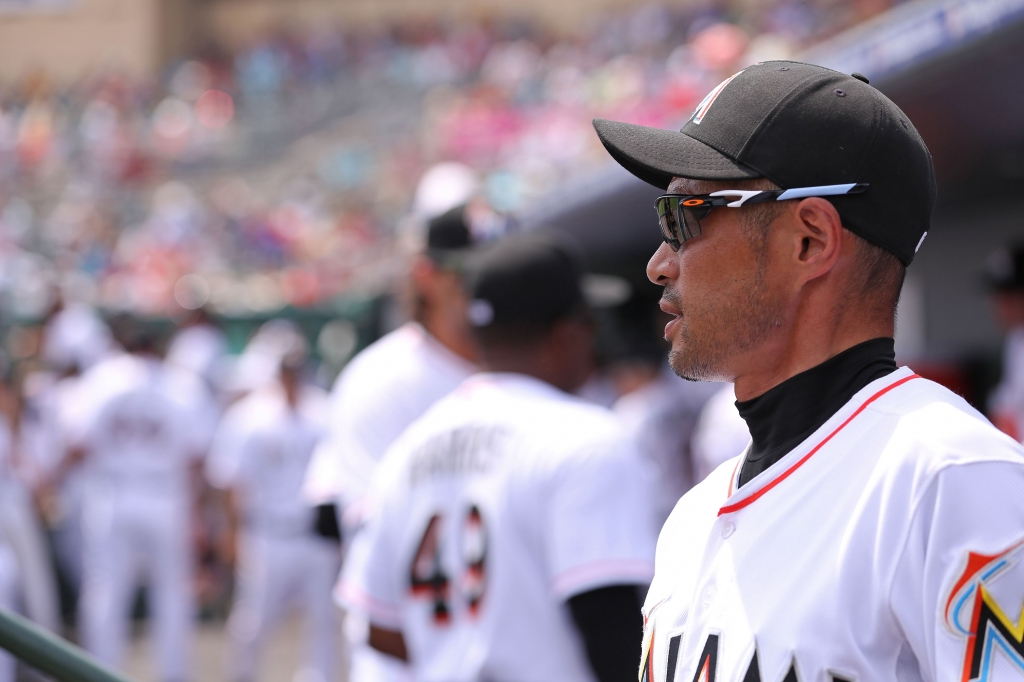 Gordon reaches 200 hits as Marlins beat Phillies 7-6