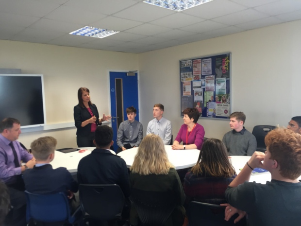 Gloria De Piero MP speaks to students at Quarrydale Academy about voter registration