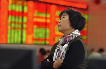 UK-GLOBAL-MARKETS:Asia stocks slip on weaker Wall Street Fed awaited