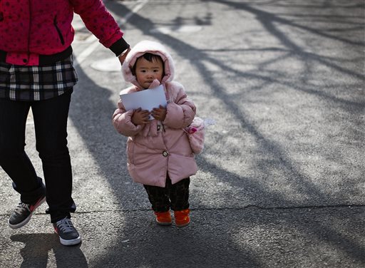 China decides to abolish 1-child policy, allow 2 children