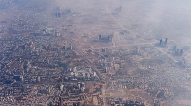 New Delhi moves to clean up polluted air