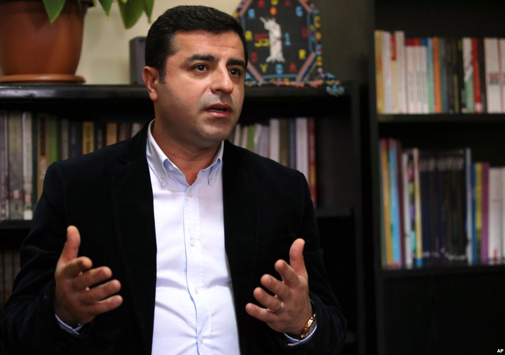 Selahattin Demirtas of the pro Kurdish People's Democratic Party speaks at a news conference at Ozgur radio station in Istanbul Turkey Oct. 30 2015