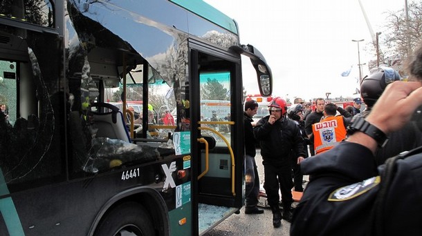 Israelis stabbed in fresh attacks ahead of major protests and strike