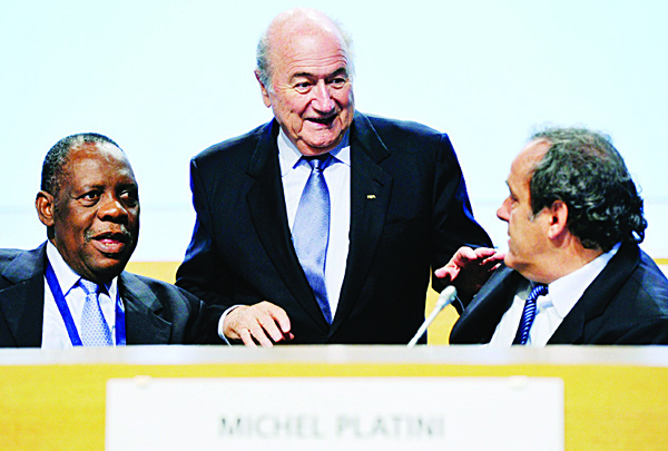 FIFA suspends Blatter, Platini