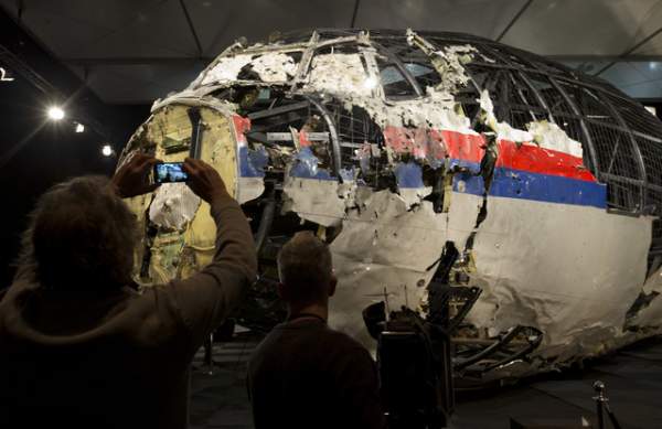 Dutch authorities release MH17 probe reports