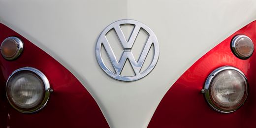 VW's HQ raided by prosecutors as US boss faces Congress