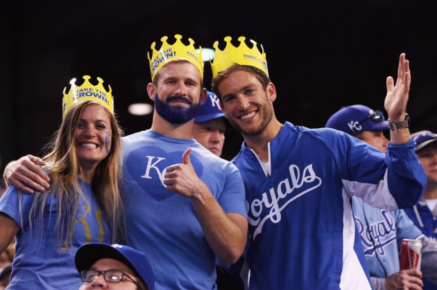 CITY MO- OCTOBER 14 Kansas City Royals fans pose for