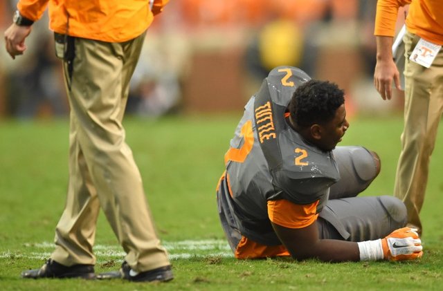 Tennessee DT Shy Tuttle out for season