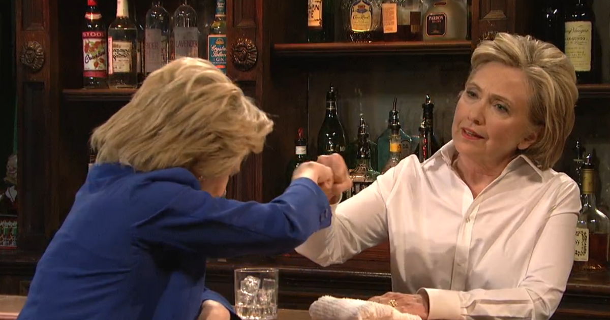 Hillary Clinton Poked Fun At Donald Trump And Herself On'Saturday Night Live