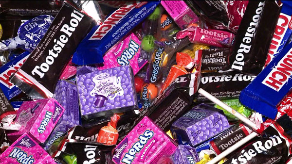 What to look for in children’s trick-or-treat candy