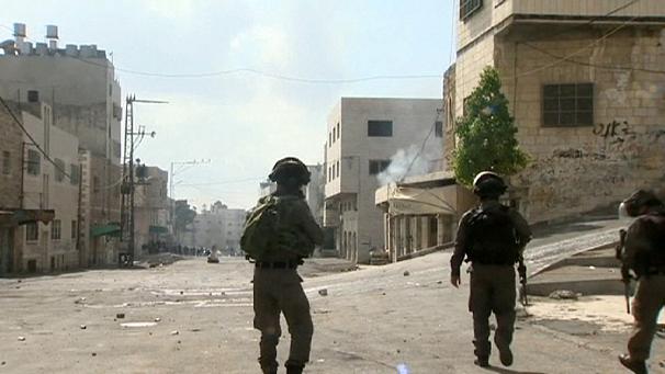 Palestinian stabs Israeli soldier and is shot in West Bank