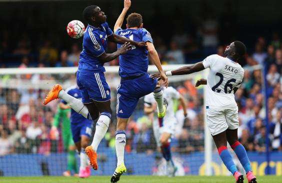 Chelsea consider replacing Branislav Ivanovic with Kurt Zouma for crunch game