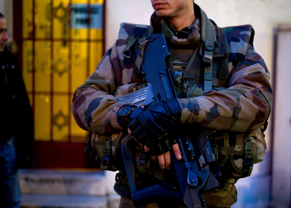 461902934-french-soldier-patrols-on-january-21-2015-in-front-of-a_1