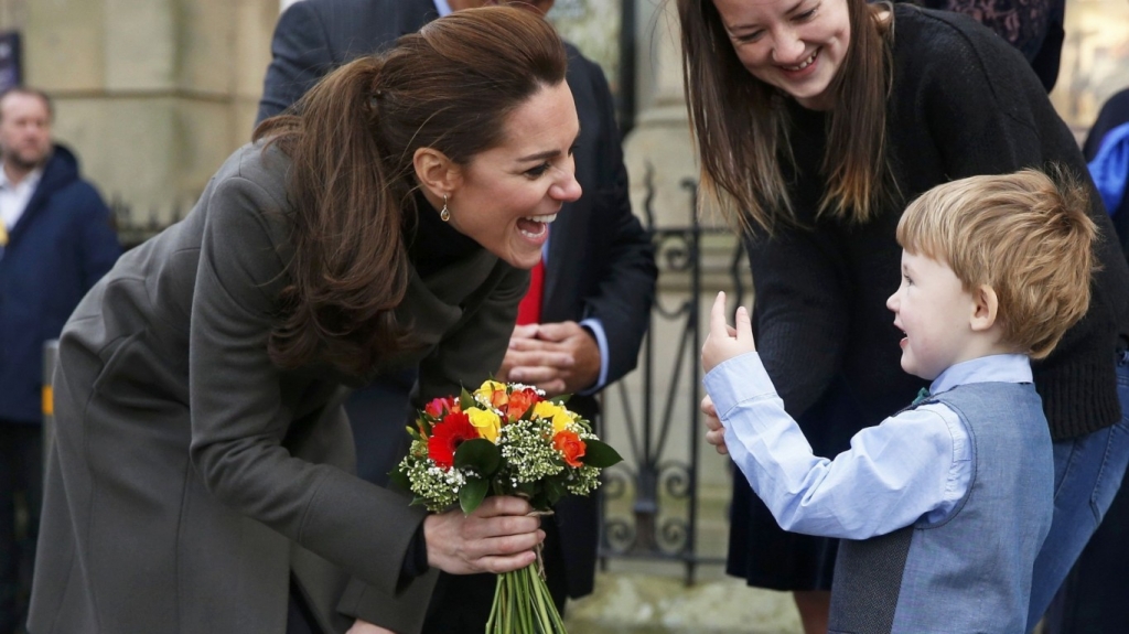 A little boy handed Kate Middleton a posy of flowers and it melted our hearts