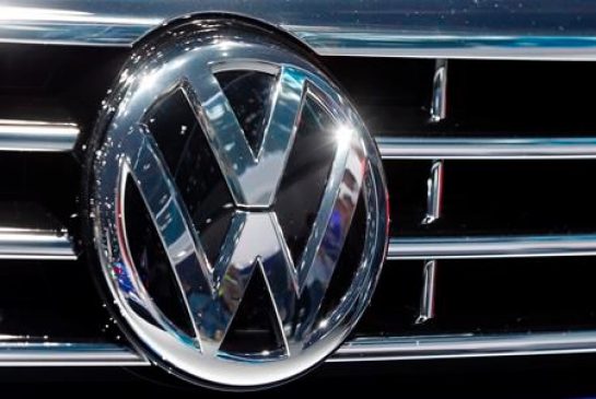 Volkswagen shares plunge after new emissions revelation