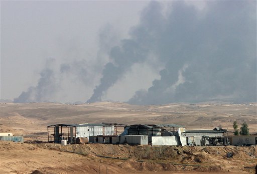 US steps up attacks on Islamic State oil trucks, hitting 283 in eastern Syria