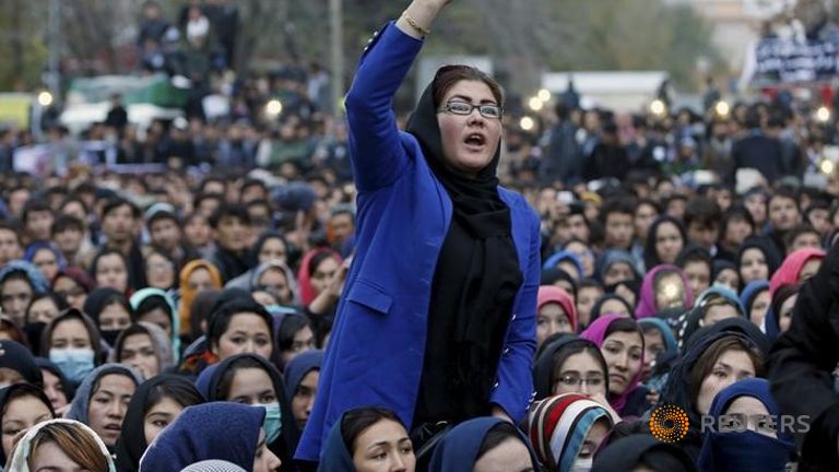 Hazara killings: Thousands protest in Afghanistan blaming militants for murder