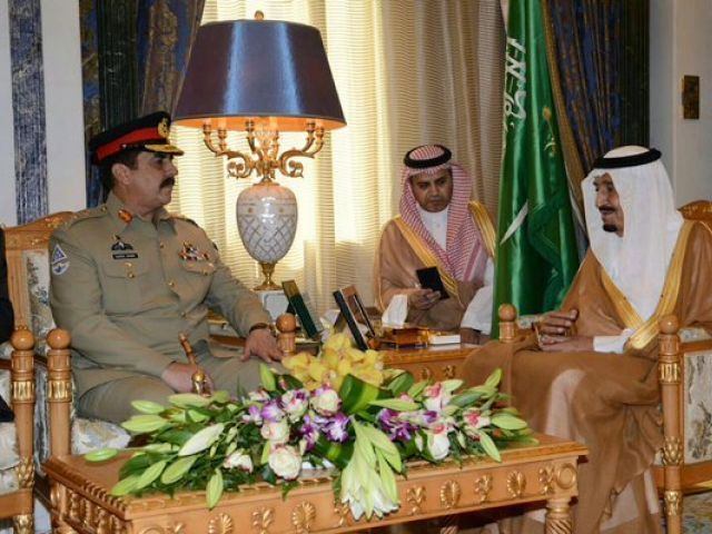 Army chief General Raheel Sharif meets Saudi King Salman in KSA