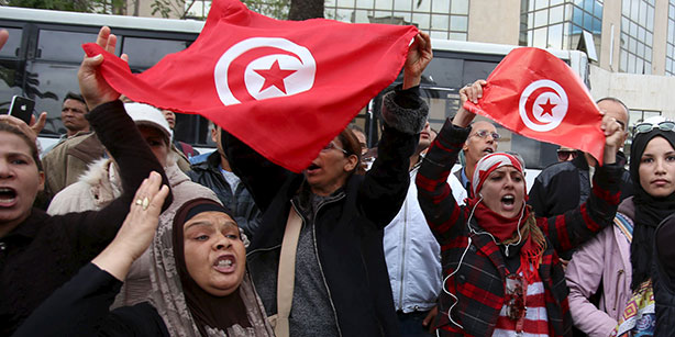 Tunisia declares state of emergency after bus blast kills 13