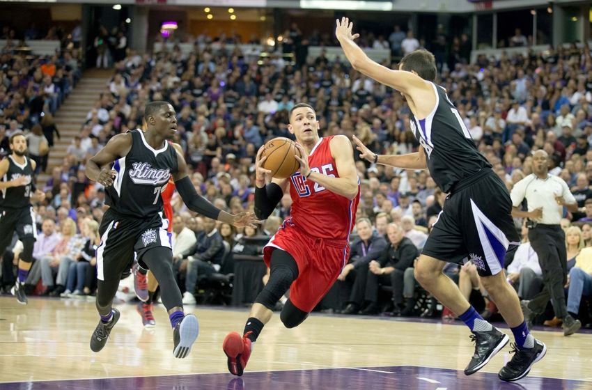 Austin Rivers fined $25K for throwing seat cushion into stands