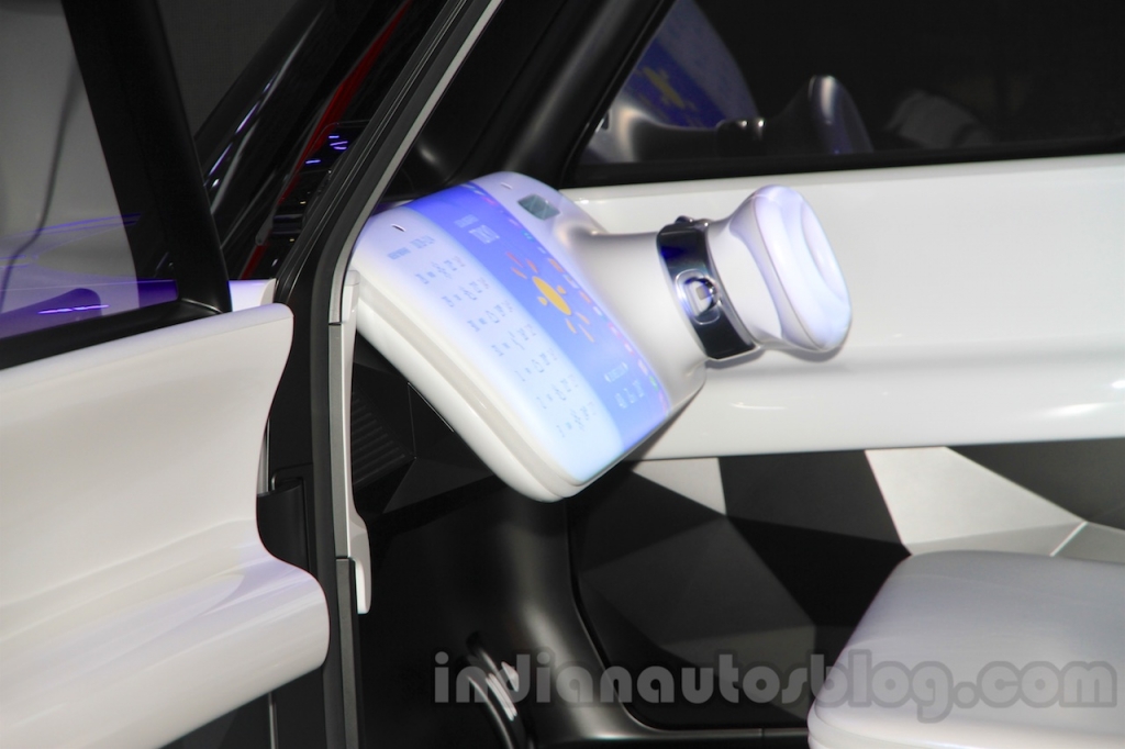 Nissan Teatro for Dayz concept dashboard at the 2015 Tokyo Motor Show